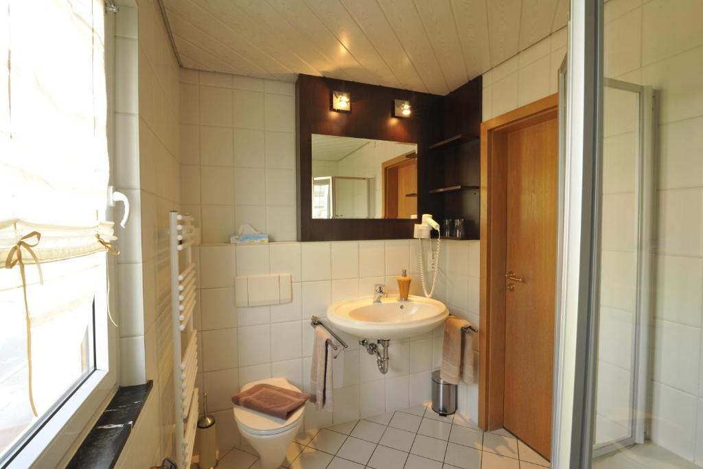 Hotel Dreimaedelhaus Espelkamp-Mittwald ห้อง รูปภาพ