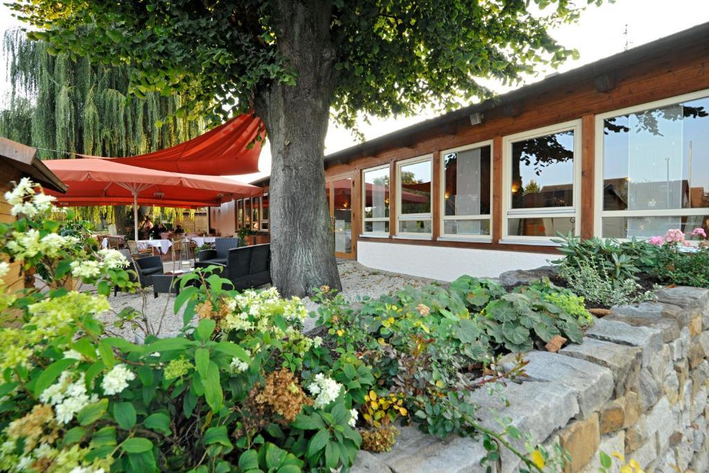 Hotel Dreimaedelhaus Espelkamp-Mittwald ภายนอก รูปภาพ