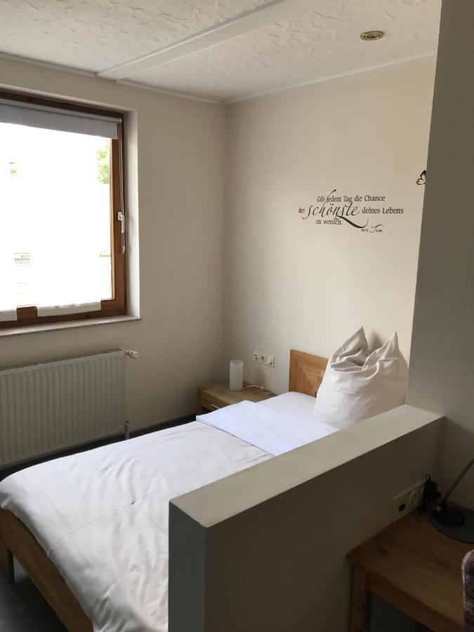Hotel Dreimaedelhaus Espelkamp-Mittwald ภายนอก รูปภาพ